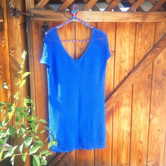 Cyrus Blue crocheted swim cover up - Picture 3 of 7